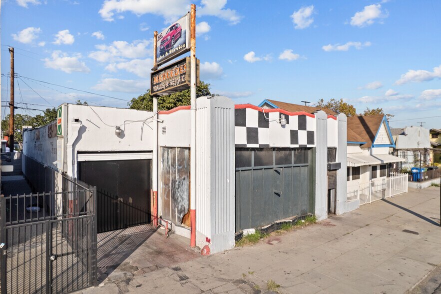 More Photos Of 1311 W Florence Ave, Los Angeles Auto Repair For Sale