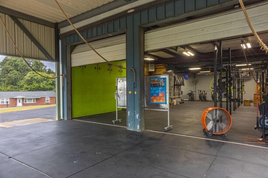 More Photos Of 3340 Vaucluse Rd, Aiken Warehouse For Lease