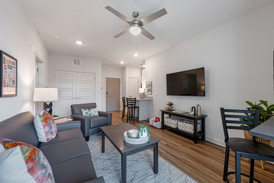 More Photos Of 114A Sutherlin Dr, Warner Robins Apartments For Lease