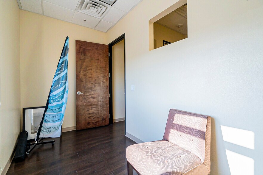 More Photos Of 7175 N Durango Dr, Las Vegas Medical For Lease