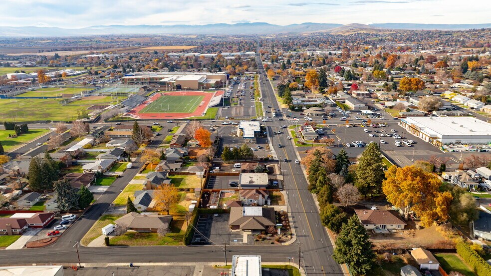 More Photos Of 3802 Tieton Dr, Yakima Office Residential For Sale