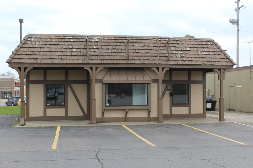 Primary Photo Of 6211 S Westnedge Ave, Portage Freestanding For Lease