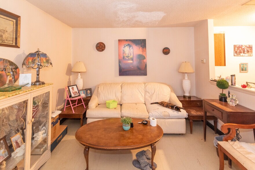 More Photos Of 303 Crusader Rd, Cambridge Multifamily For Sale