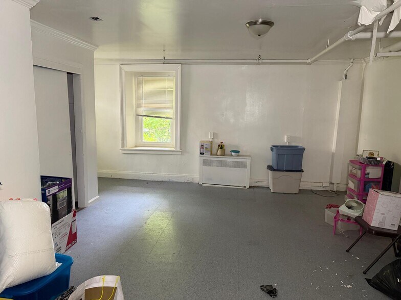 More Photos Of 184 S Pascack Rd, Nanuet Healthcare For Sale