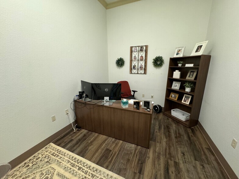 More Photos Of 2271 E Continental Blvd, Southlake Medical For Sale
