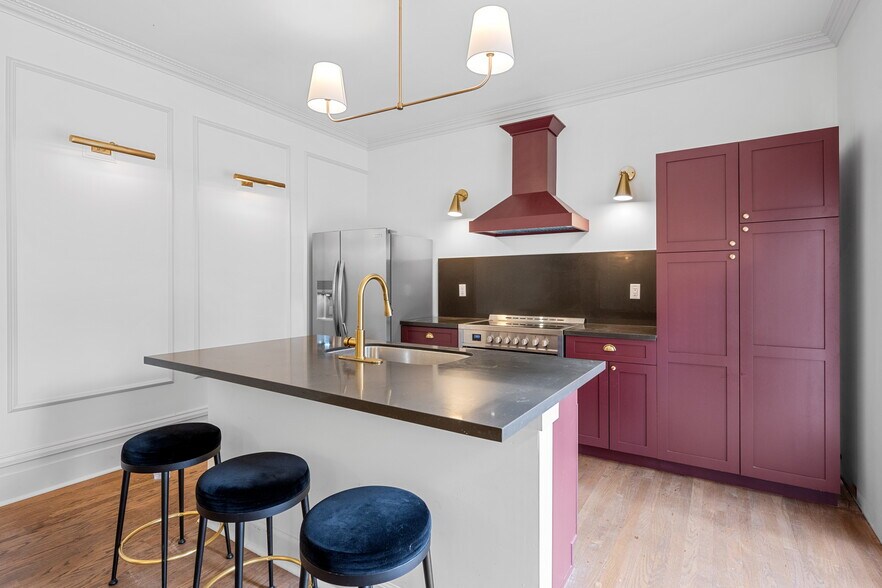 More Photos Of 509 Park Blvd, San Diego Apartments For Sale