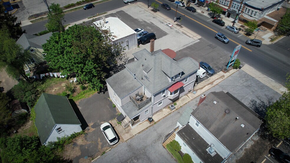 More Photos Of 604 White Horse Pike, Oaklyn Storefront For Sale