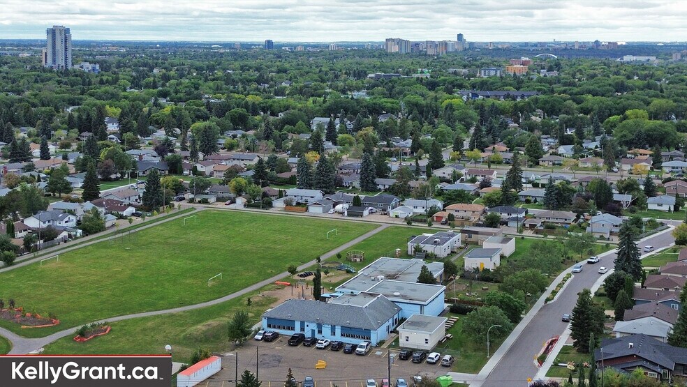 More Photos Of 9657 68A St NW, Edmonton Multifamily For Sale