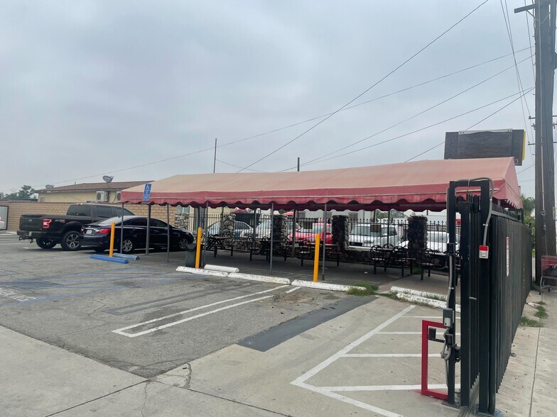 More Photos Of 15040 Valley Blvd, Fontana Fast Food For Lease