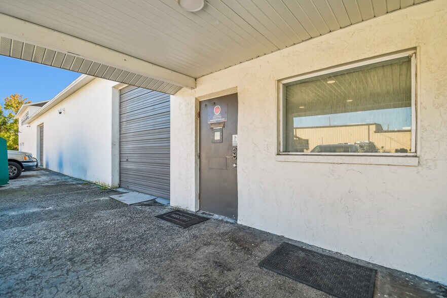 More Photos Of 6010 Wall St, Port Richey Warehouse For Sale