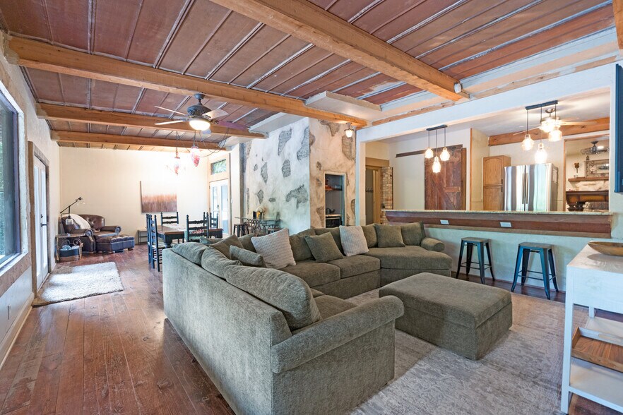 More Photos Of 8570 River Rd, New Braunfels Hospitality For Sale