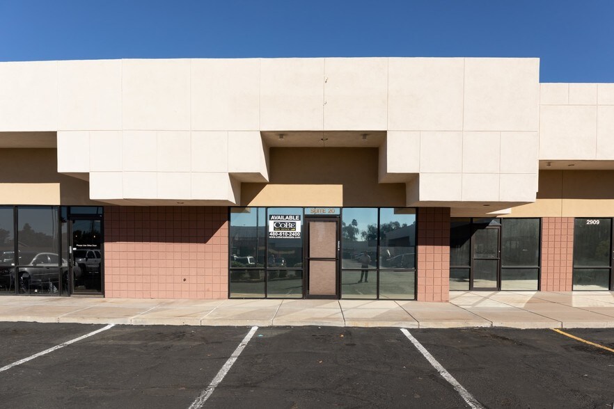 More Photos Of 2909-2917 S Dobson Rd, Mesa Storefront Retail Office For Lease