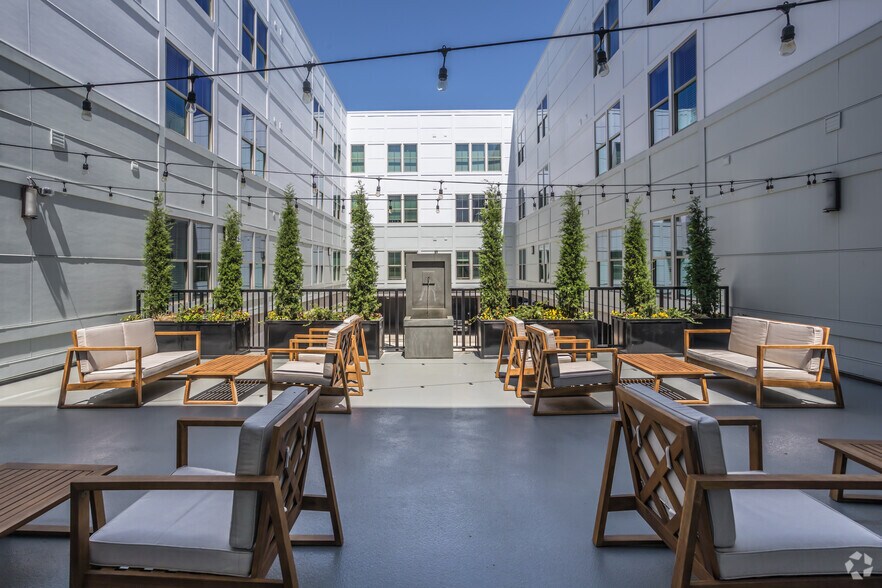 More Photos Of 138 Huling Ave, Memphis Apartments For Sale