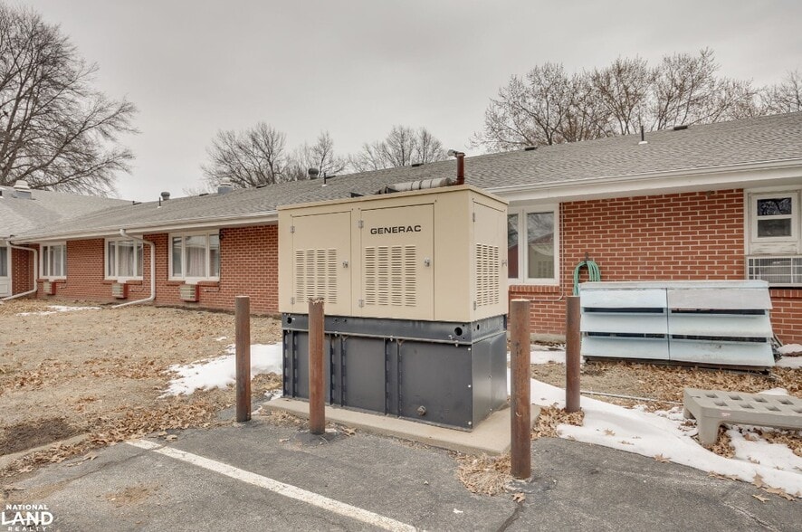 More Photos Of 300 Cedar St, Tarkio Skilled Nursing Facility For Sale