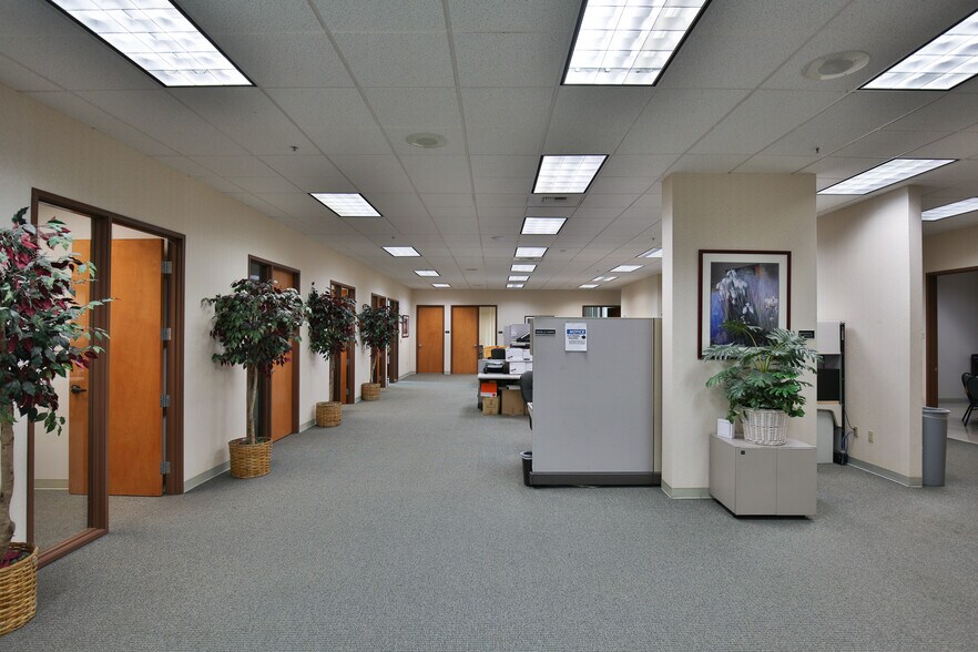 More Photos Of 2440 Gold River Rd, Rancho Cordova Office For Sale