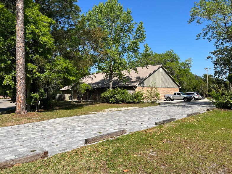 More Photos Of 11808 San Jose Blvd, Jacksonville Medical For Lease