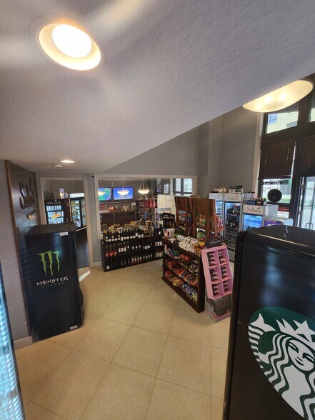 More Photos Of 701 S Olive Ave, West Palm Beach Office For Lease