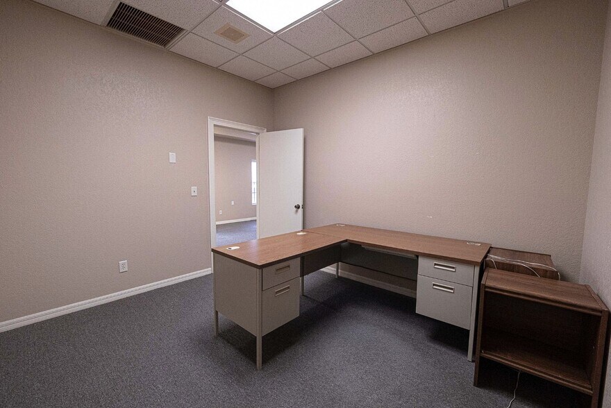 More Photos Of 5608 SE 113th St, Belleview Office For Lease