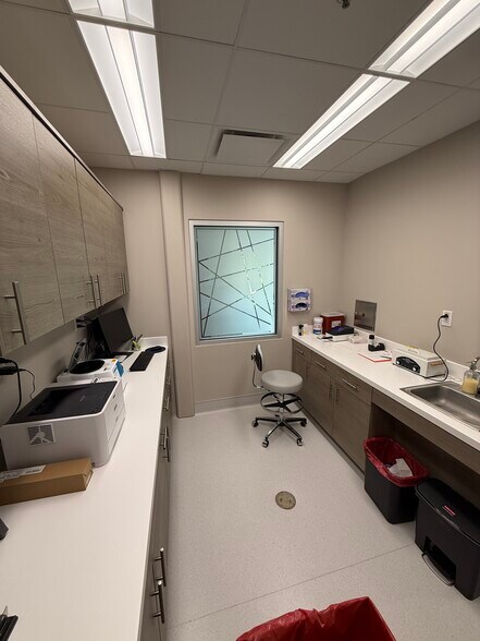 More Photos Of 5234 Little Rd, New Port Richey Medical For Sale