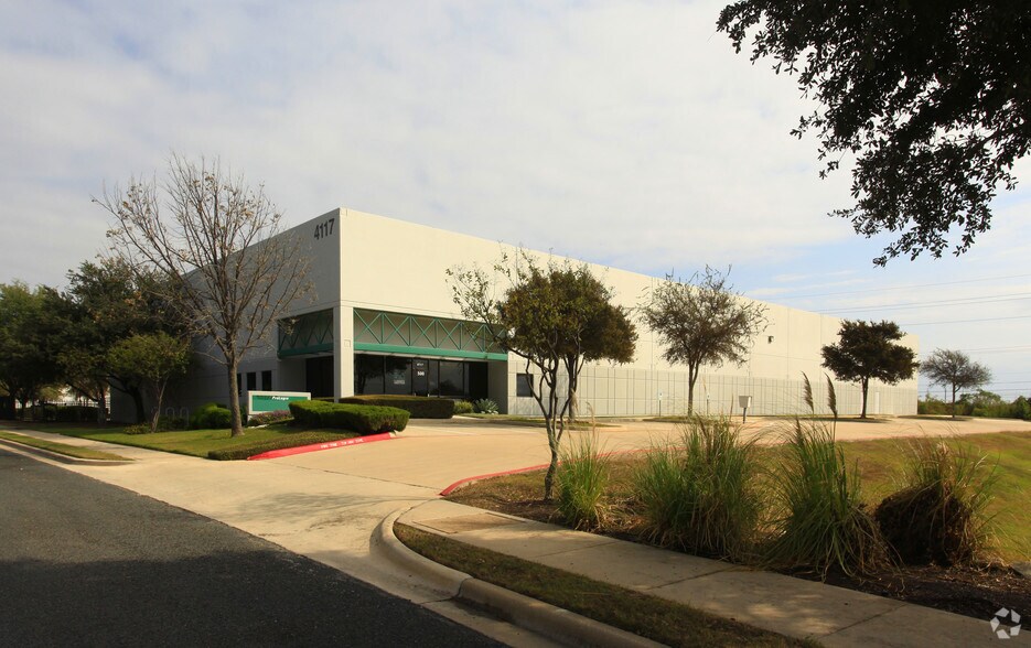 More Photos Of 4209 S Industrial Dr, Austin Unknown For Lease