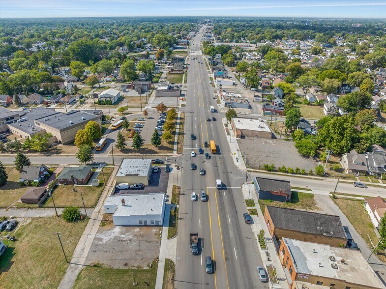 More Photos Of 227 Southfield Rd, Ecorse Warehouse For Sale