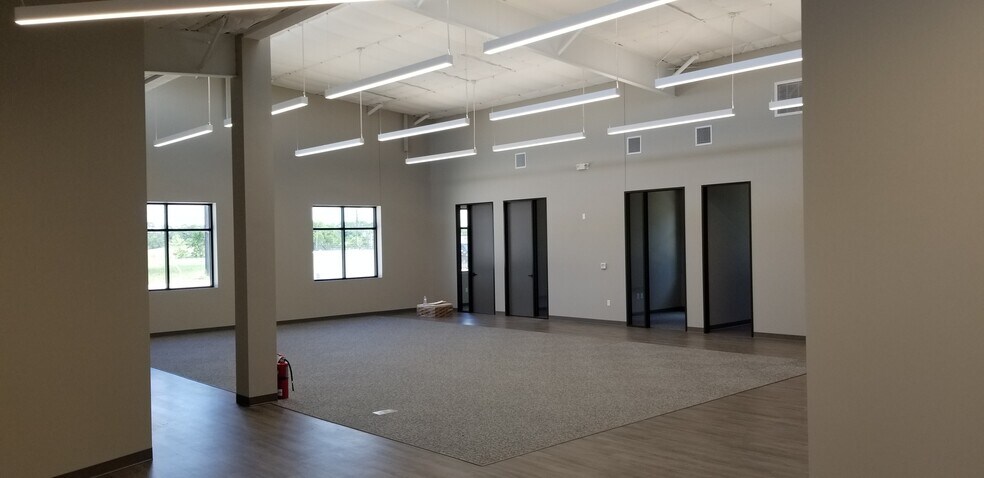 More Photos Of 4440 FM 2351, Friendswood Office For Sale