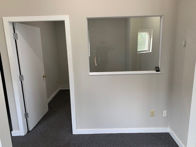 More Photos Of 12425 Knoll Rd, Elm Grove Loft Creative Space For Lease