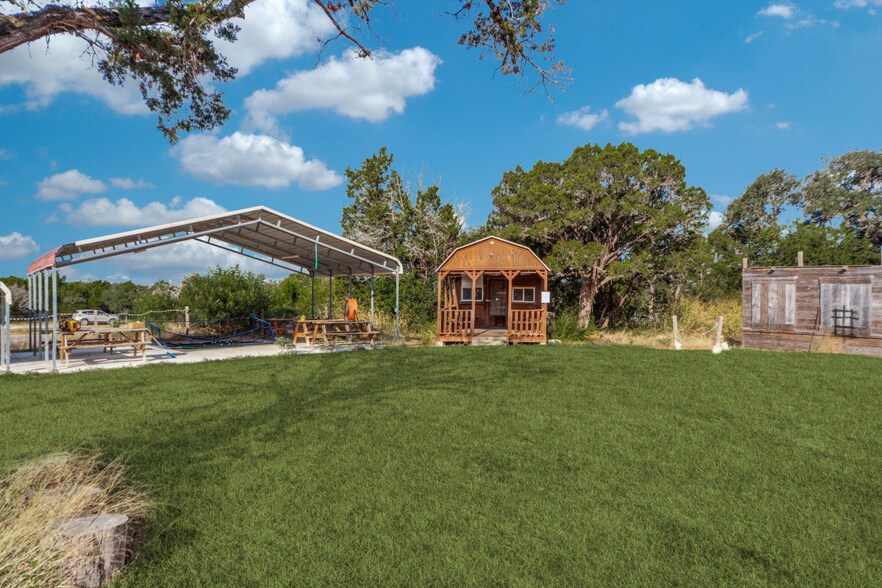 More Photos Of 8141-8161 Tx 16 Hwy, Pipe Creek Storefront Retail Residential For Sale