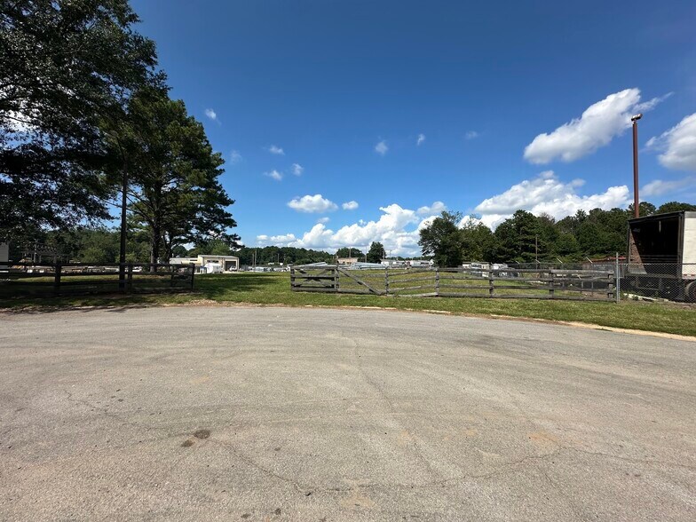 More Photos Of 0 Georgia Industrial Ave., Carrollton Land For Lease