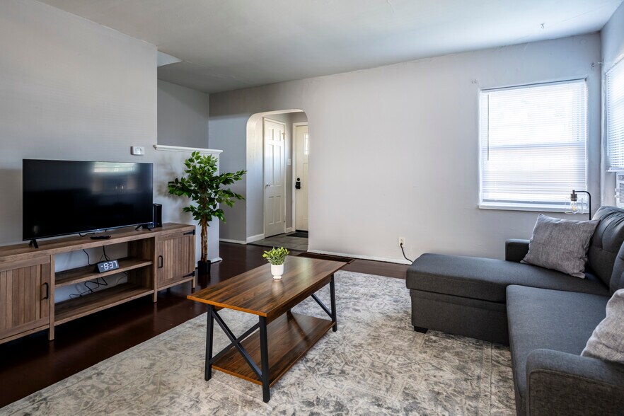 More Photos Of 2436-2442 S Dixie Dr, Kettering Apartments For Sale
