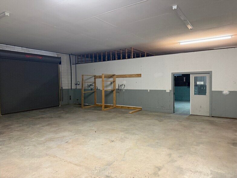 More Photos Of 2326 Walden Dr, Augusta Warehouse For Lease