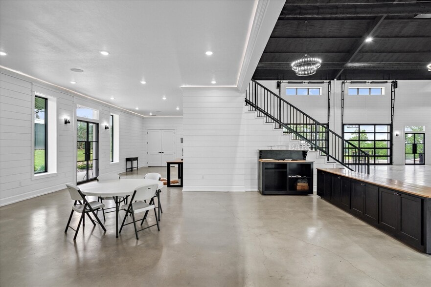 More Photos Of 1972 FM 857, Grand Saline Trailer Camper Park For Sale