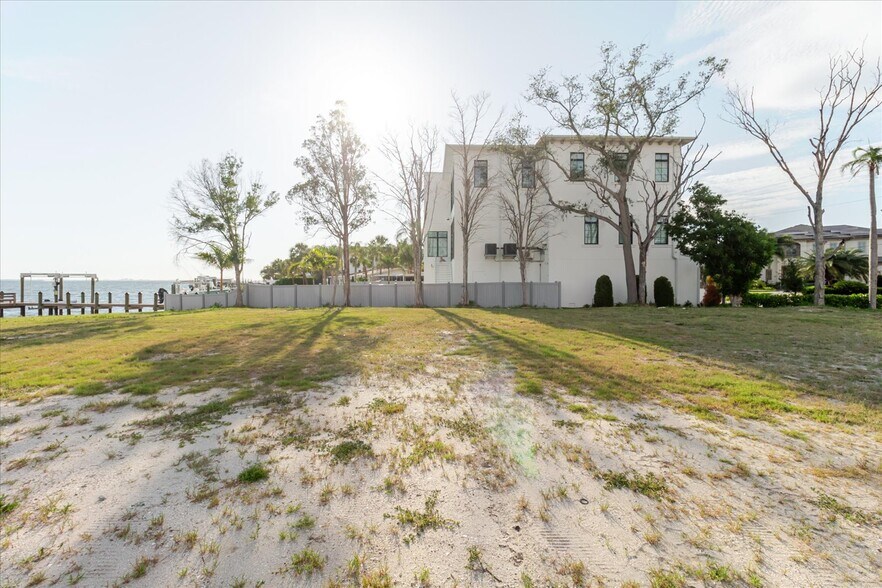 More Photos Of 5102 W Longfellow Ave, Tampa Land For Sale
