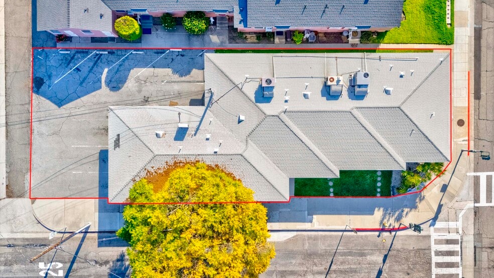 More Photos Of 649-655 W Commonwealth Ave, Fullerton Office For Sale