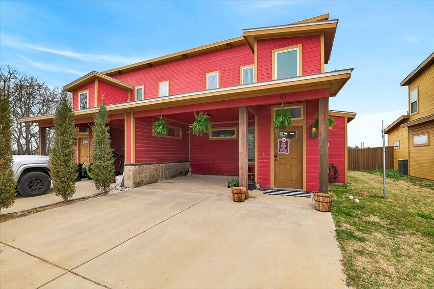 More Photos Of 5353 US Highway 377, Tioga Apartments For Sale