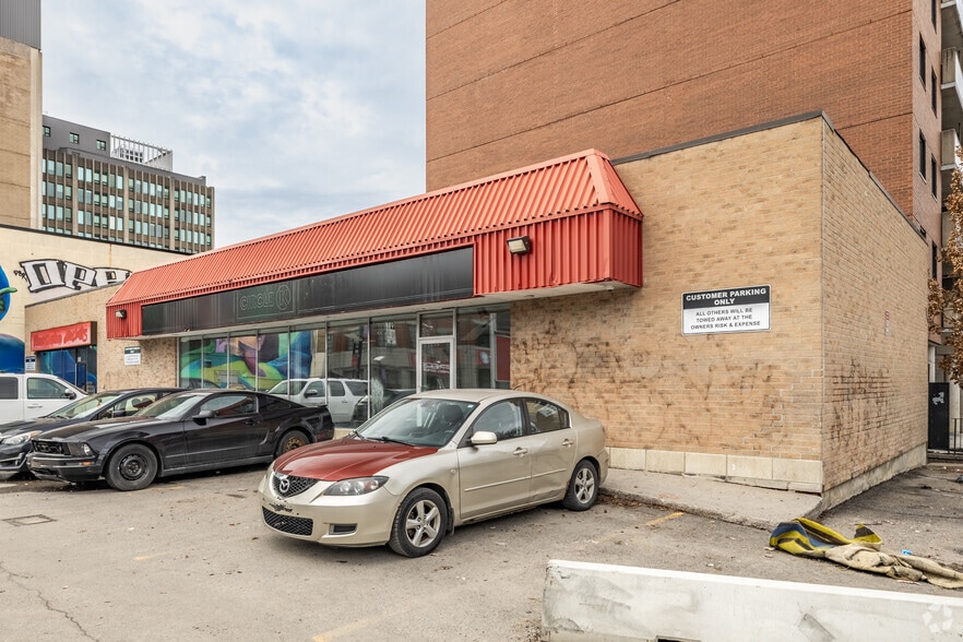 Primary Photo Of 331-333 Rideau St, Ottawa Freestanding For Sale