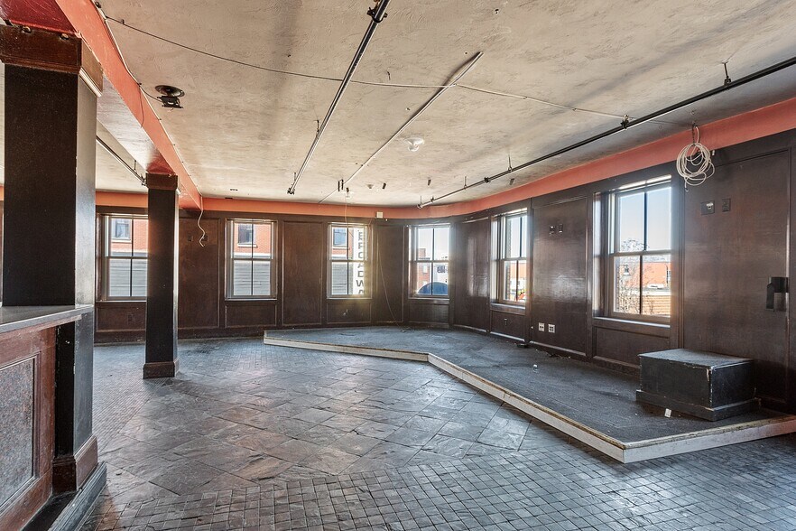 More Photos Of 97-103 Water St, Worcester Office For Sale