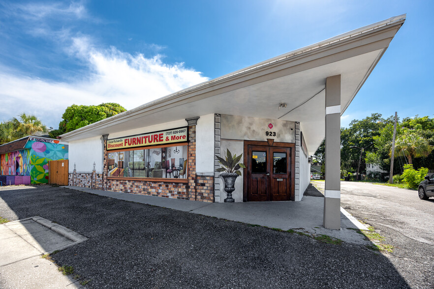 Primary Photo Of 923 Dr. Martin Luther King Jr St S, Saint Petersburg Storefront Retail Residential For Sale