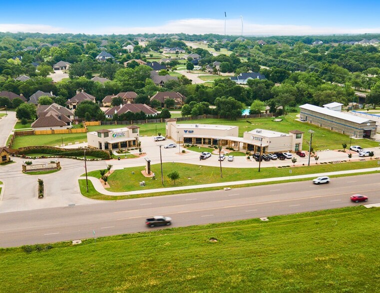 More Photos Of 2419 Palermo Pky, Temple Storefront For Sale