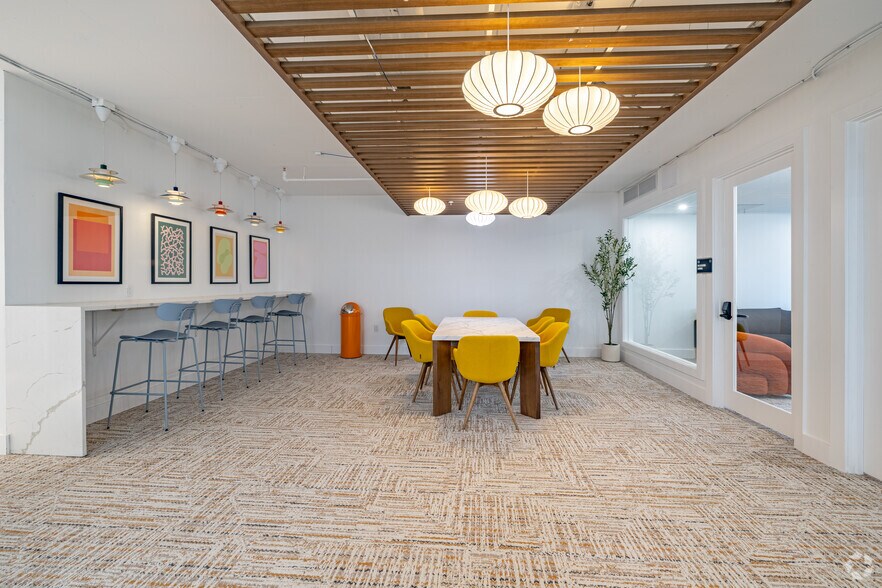 More Photos Of 475 Main St, Orange Apartments For Lease