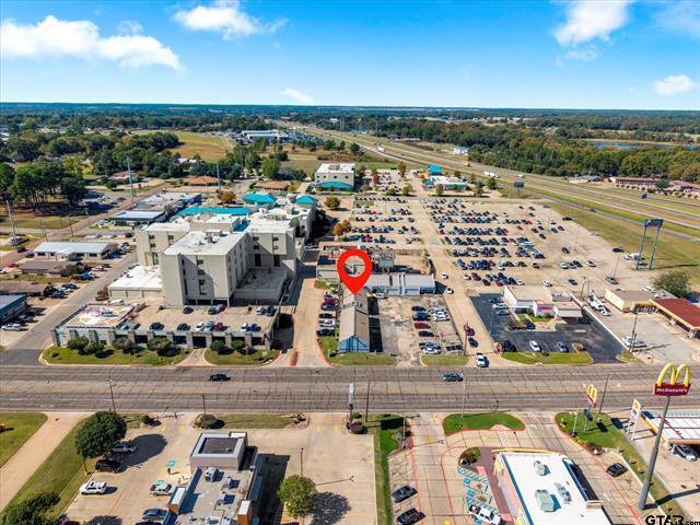 More Photos Of 2005 N Jefferson Ave, Mount Pleasant Medical For Sale