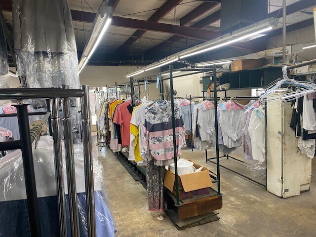 More Photos Of 130 S Lafayette Ave, Brownsville Freestanding For Sale