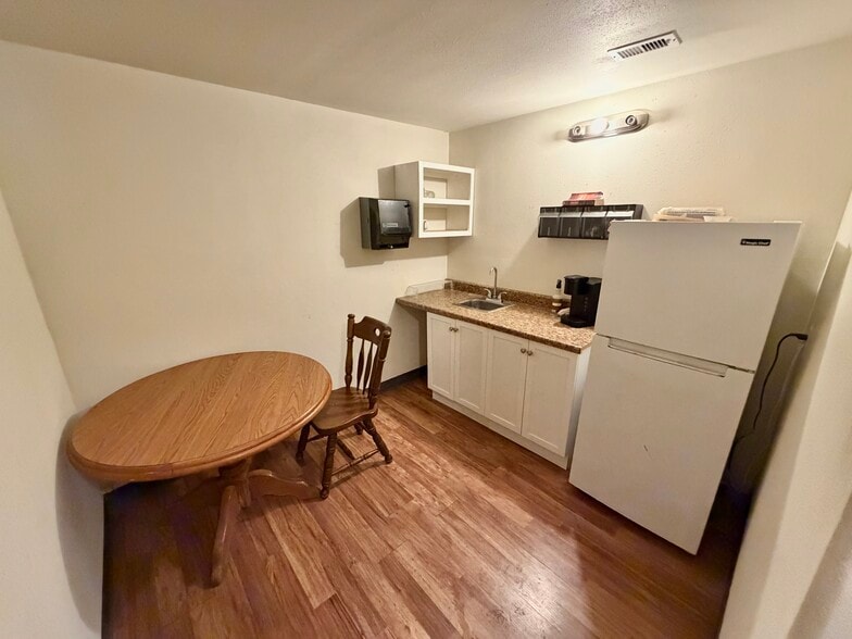 More Photos Of 831 FM 2917 Rd, Alvin Religious Facility For Sale