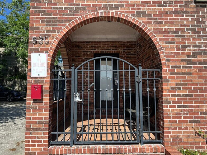 More Photos Of 530 N Washington St, Jacksonville Office For Lease