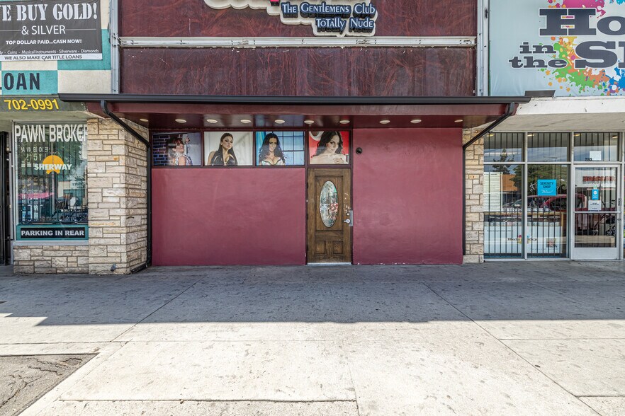 More Photos Of 21516 Sherman Way, Canoga Park Bar For Sale