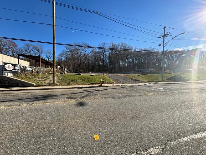 More Photos Of 1081 Millbury St, Worcester Land For Lease