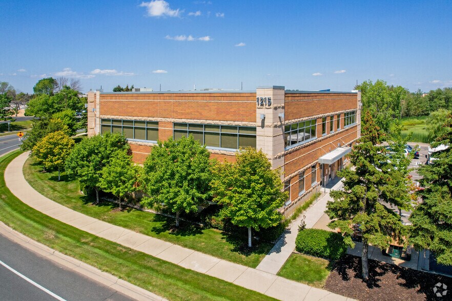 More Photos Of 1215 Town Centre Dr, Eagan Office For Sale