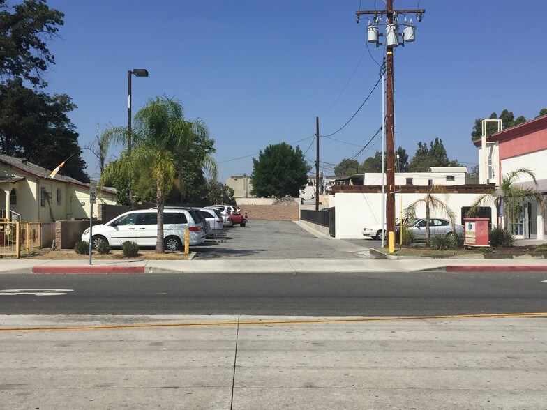 More Photos Of 7772 Garvey Ave, Rosemead Storefront For Lease
