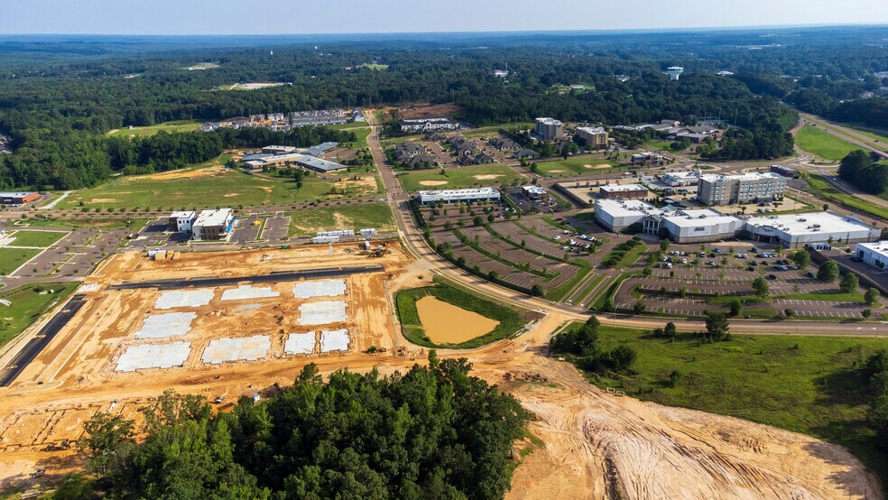 More Photos Of 705 Sisk Ave, Oxford Restaurant For Lease