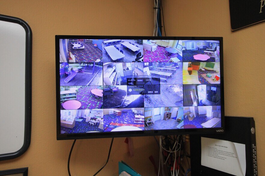 More Photos Of 3421 E Walnut St, Pearland Daycare Center For Sale